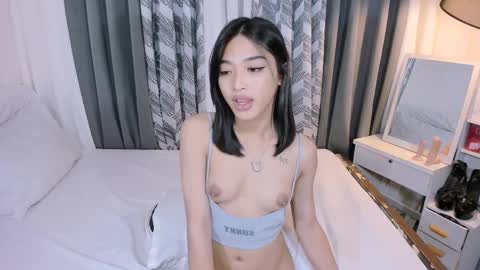 urHOT SABBY online show from 02/27/25, 05:26