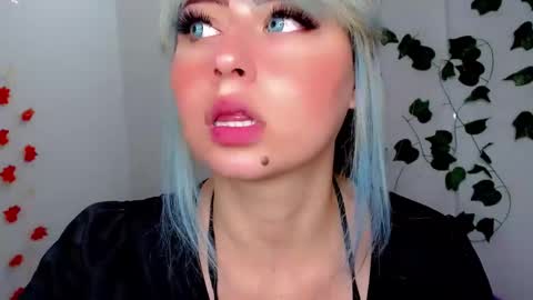 Snapshot of sabrinaexpositoxx chatting on 12/02/24, 11:34 SABRI online show from 12/02/24, 11:34