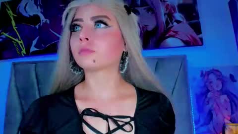 Snapshot of sabrinaexpositoxx chatting on 12/22/24, 01:00 SABRI online show from 12/22/24, 01:00