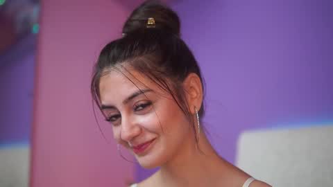  Sabrina  online show from 09/24/25, 08:56