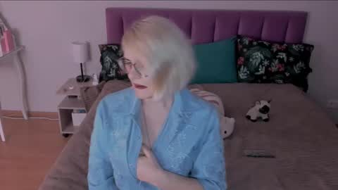 Sabrina MacMarren online show from 02/27/25, 04:32