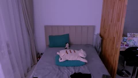 Snapshot of sabrinamacmarren chatting on 02/26/26, 07:35 Sabrina MacMarren online show from 02/26/26, 07:35