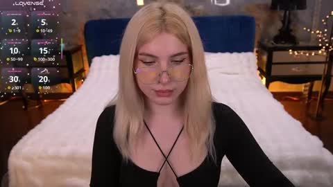 Sabrina online show from 06/01/26, 01:02
