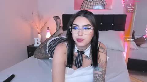 Snapshot of sabrinna_voss chatting on 01/15/26, 11:26 sabrinna online show from 01/15/26, 11:26