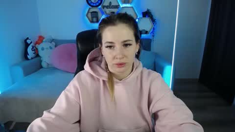 Sabrina Violet online show from 03/04/26, 09:15