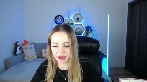 Sabrina Violet online show from 03/09/26, 09:13