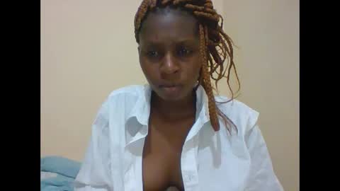 Snapshot of sabsexy5 chatting on 04/22/26, 12:35 sabsexy5 online show from 04/22/26, 12:35