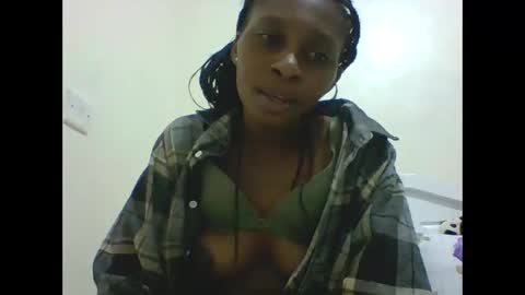 Snapshot of sabsexy5 chatting on 05/28/26, 02:47 sabsexy5 online show from 05/28/26, 02:47