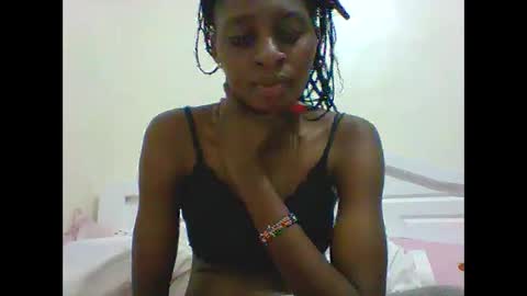 Snapshot of sabsexy5 chatting on 05/30/26, 05:43 sabsexy5 online show from 05/30/26, 05:43
