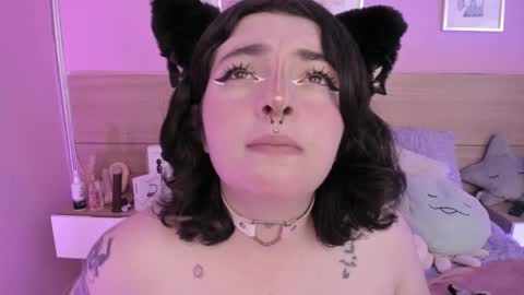 Ig  online show from 02/17/25, 04:48