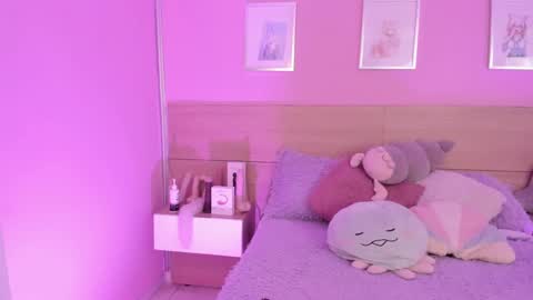 Ig  online show from 02/21/25, 09:43