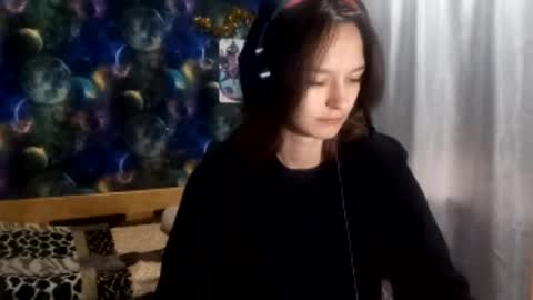 Adele online show from 04/22/26, 08:06