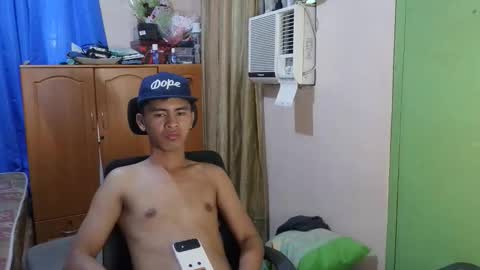 Snapshot of sachu01 chatting on 04/08/26, 06:35 Sachu01 online show from 04/08/26, 06:35