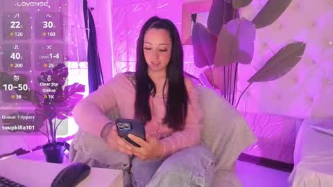 Snapshot of sadashi_moon chatting on 02/01/25, 03:30 online show from 02/01/25, 03:30