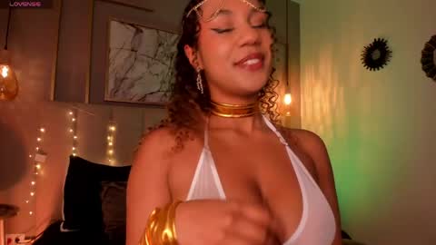 Sophie online show from 04/14/26, 05:24