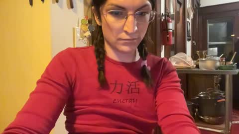 Sadie online show from 02/05/25, 01:26