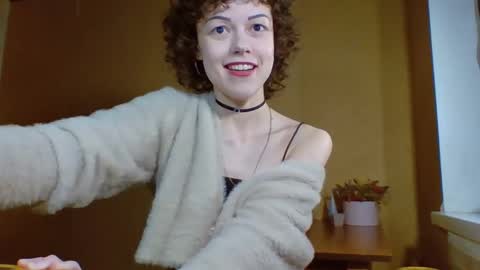 Snapshot of sadnimf chatting on 11/04/25, 10:31 Rose online show from 11/04/25, 10:31