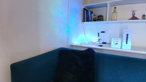 Cami online show from 11/30/25, 07:45