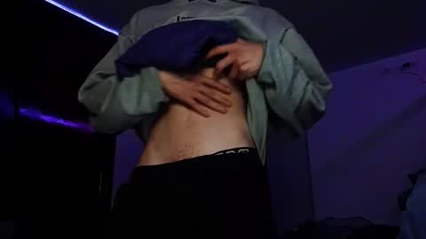 Snapshot of saemzam chatting on 01/24/25, 07:08 saemzam online show from 01/24/25, 07:08