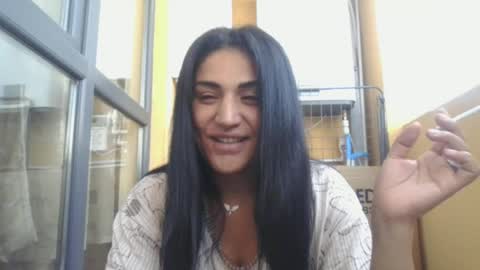 Snapshot of safari_xx chatting on 06/08/26, 12:38 Queen online show from 06/08/26, 12:38