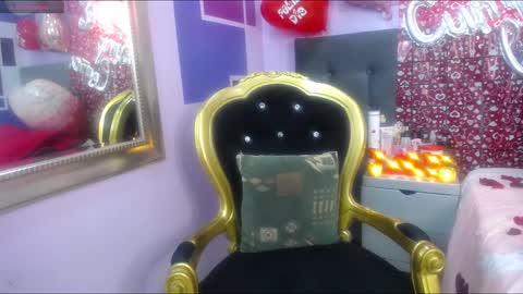 SafiroSky online show from 02/13/25, 04:22