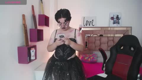 SAFYKA online show from 10/31/25, 05:25