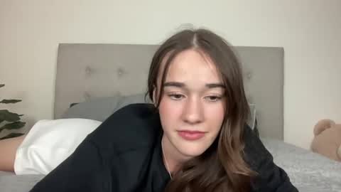 urs xxx content in my bio online show from 04/20/26, 07:44