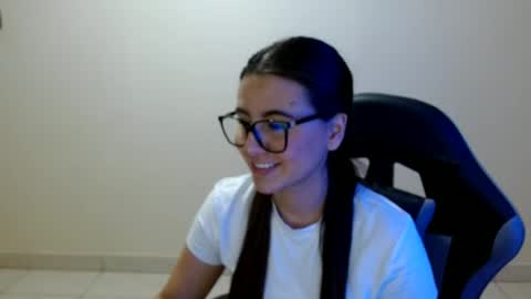 Snapshot of sahaliefox_ chatting on 06/30/26, 09:05 Sahaliefox online show from 06/30/26, 09:05