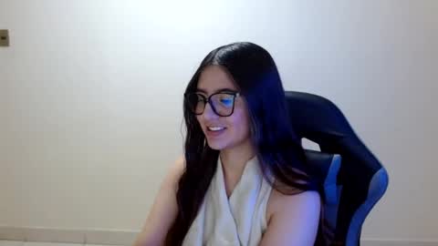 Snapshot of sahaliefox_ chatting on 07/12/26, 05:15 Sahaliefox online show from 07/12/26, 05:15