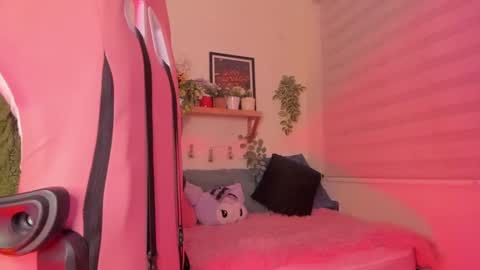 saharayumm online show from 02/25/25, 09:02