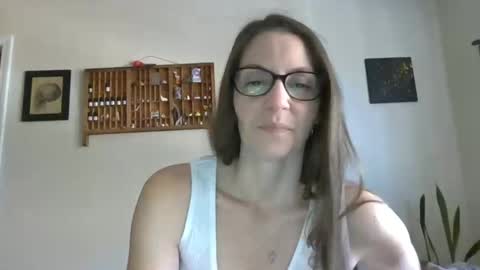 Snapshot of sahmilf chatting on 01/07/25, 06:45 Lelo online show from 01/07/25, 06:45