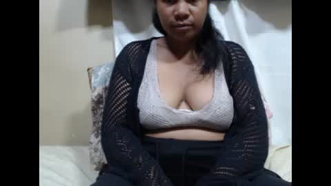 Snapshot of sahobelle chatting on 05/09/26, 12:05 sahobelle online show from 05/09/26, 12:05