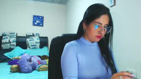 Karina online show from 01/23/25, 04:09