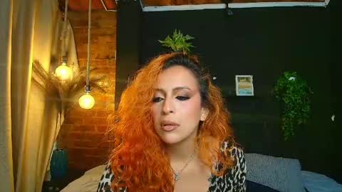 Snapshot of sahra_tayl0r_ chatting on 06/08/26, 03:01 SARA online show from 06/08/26, 03:01