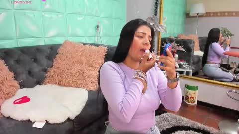 Sailon online show from 12/22/25, 03:20