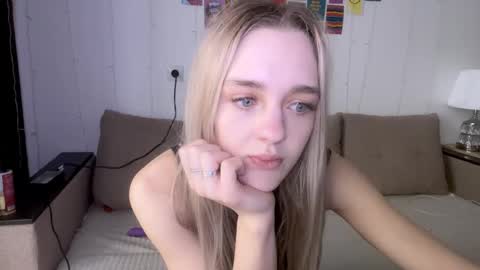 Sofia online show from 03/04/25, 08:46