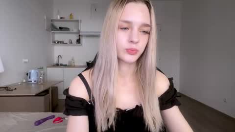 Sofia online show from 03/05/25, 11:49