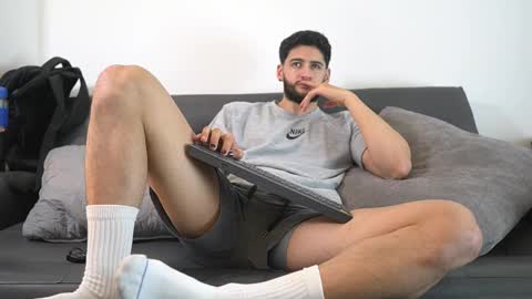 saimon  online show from 02/05/26, 02:00