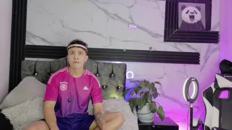 Juan online show from 04/22/26, 09:44