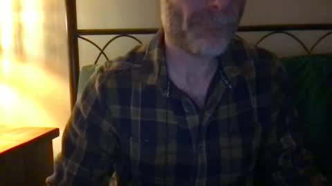 Snapshot of saint009 chatting on 06/05/26, 01:12 saint009 online show from 06/05/26, 01:12