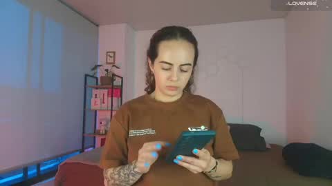 Snapshot of sairy_ chatting on 06/08/26, 11:05 sairy_ online show from 06/08/26, 11:05