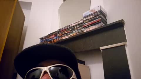 Cluuter online show from 04/12/26, 03:11