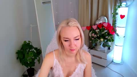 Snapshot of sakura_bb_ chatting on 02/08/26, 07:12 Audrey online show from 02/08/26, 07:12