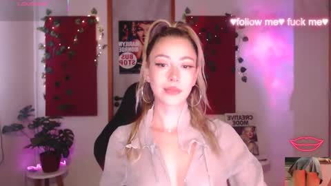 Snapshot of sakuraa_beauty chatting on 04/12/26, 03:06 Sakura online show from 04/12/26, 03:06