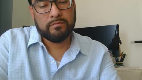 Snapshot of sal_cumplaciente chatting on 05/18/26, 06:47 sal cumplaciente online show from 05/18/26, 06:47