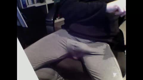 Snapshot of salamandertime chatting on 04/01/26, 04:04 Matt online show from 04/01/26, 04:04