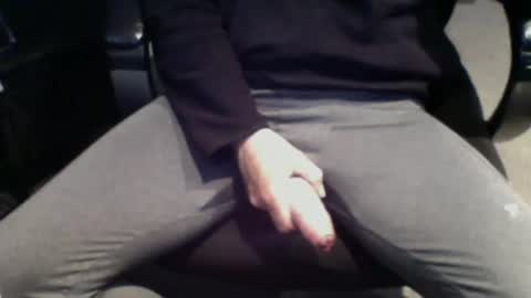 Snapshot of salamandertime chatting on 06/05/26, 04:02 Matt online show from 06/05/26, 04:02