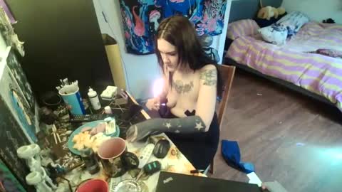 Snapshot of salemsslut chatting on 02/13/25, 05:44 salemsslut online show from 02/13/25, 05:44