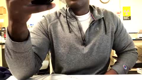 Snapshot of salgozzi chatting on 10/31/25, 11:44 Cum Hanks online show from 10/31/25, 11:44