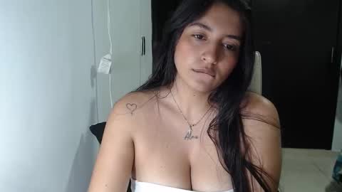 Snapshot of saliha_ chatting on 04/25/26, 04:48 saliha online show from 04/25/26, 04:48